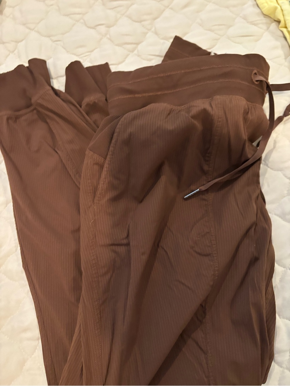 Lululemon dance studio mid-rise joggers in color Java size 10